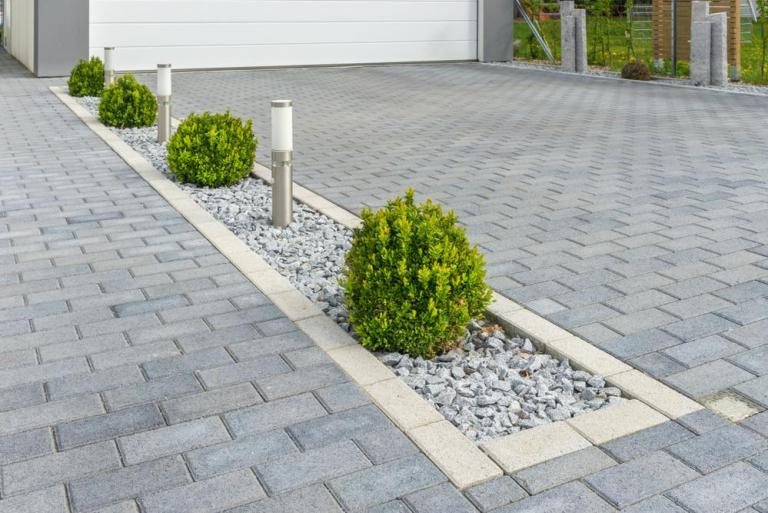 Aménagement des allées de jardin, matériaux et conseils